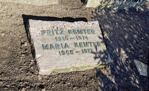 Grabstein-Maria-und-Fritz-Kemter