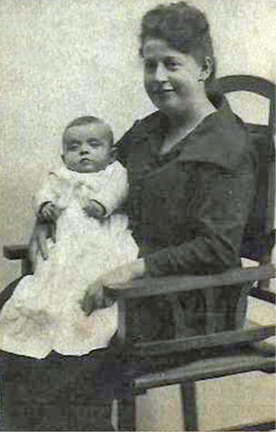 Martin-mit-seiner-Mutter-Hanni