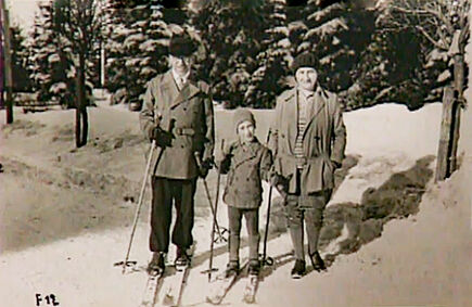 Fritz mit Eltern, Wintervergnügen 1934:35